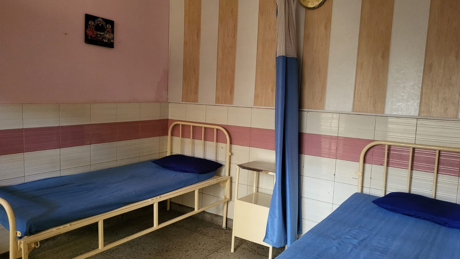 Admission ward at Dr. Pasricha Eye Hospital, Karnal
